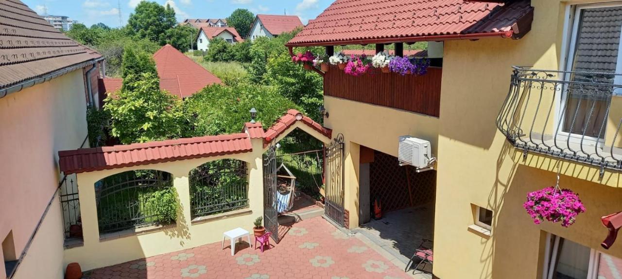 Pensiunea Magnolia Сибиу Экстерьер фото